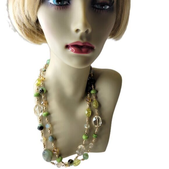 Green Glass Bead Long Necklace - Picture 6 of 11